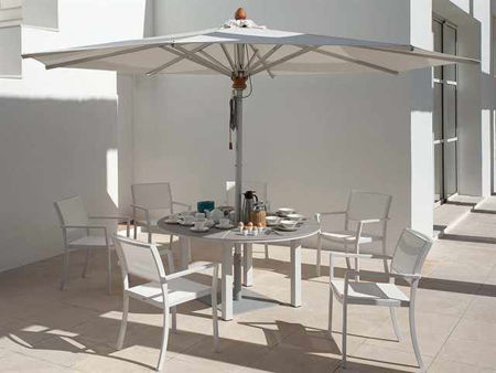 Picture for category Barlow Tyrie Sail Parasols